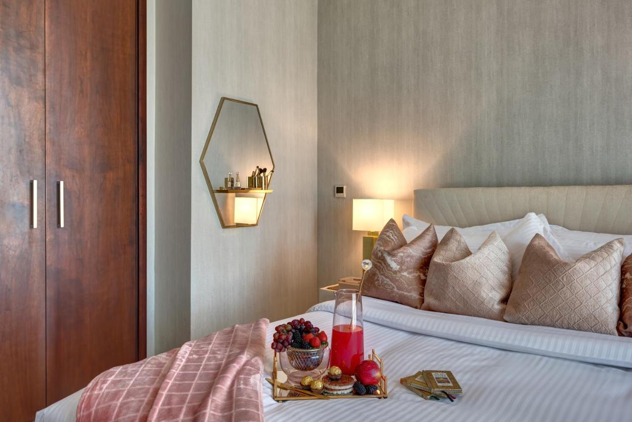 Durrani Homes - Designer 2br With Stunning Burj Khalifa And Fountain View * Дубай